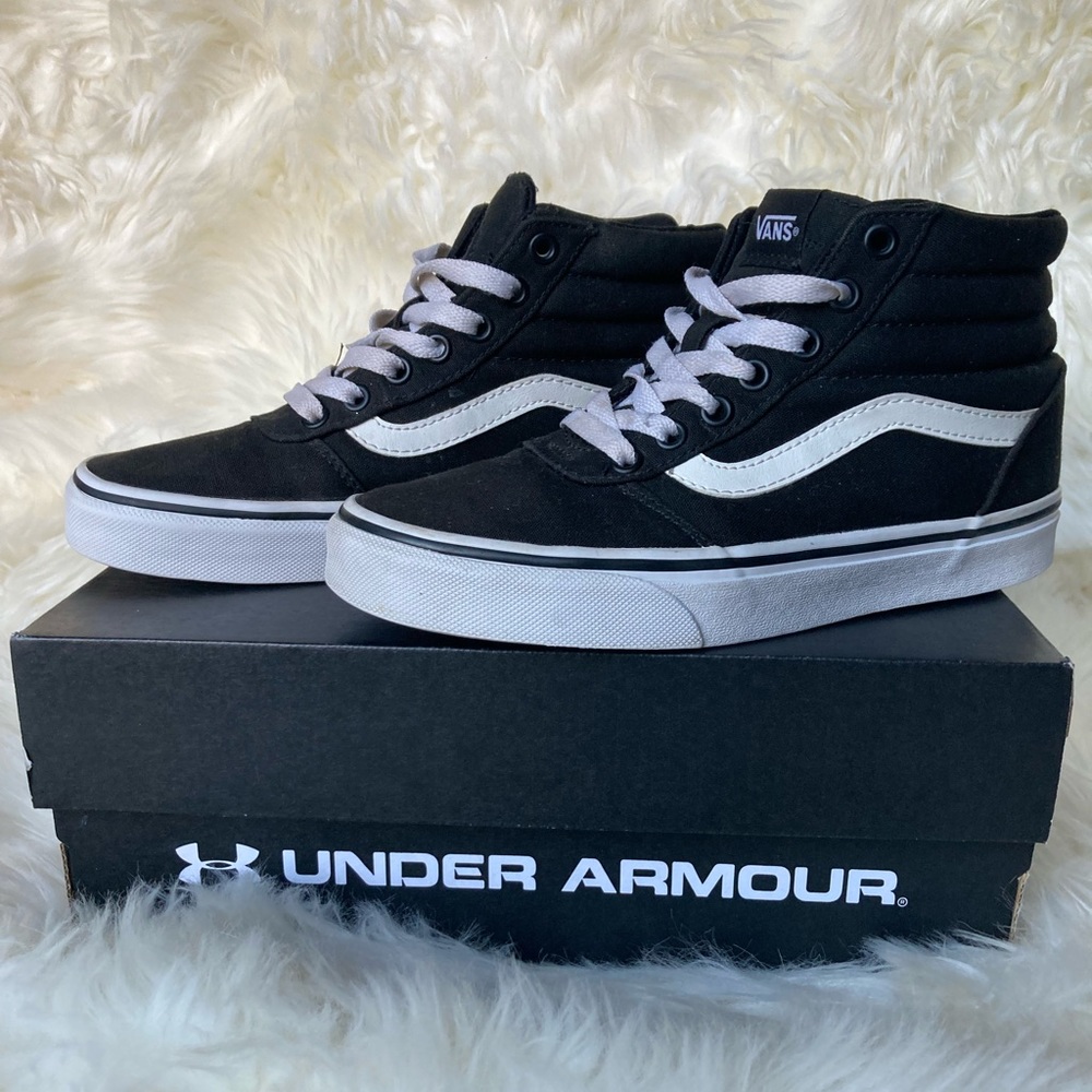 Black Hight Top Old Skool “Off The Wall” Vans
